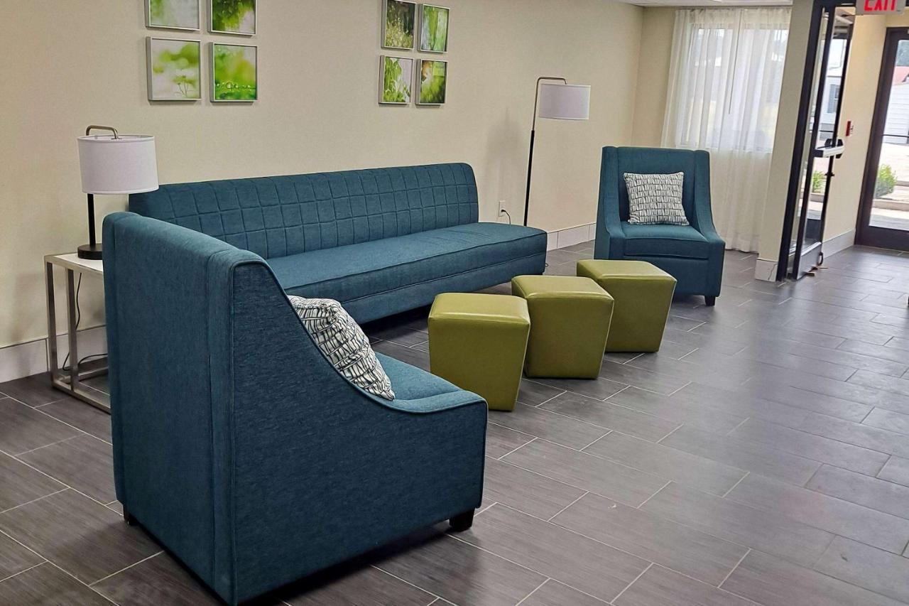 Days Inn By Wyndham Grayson Esterno foto