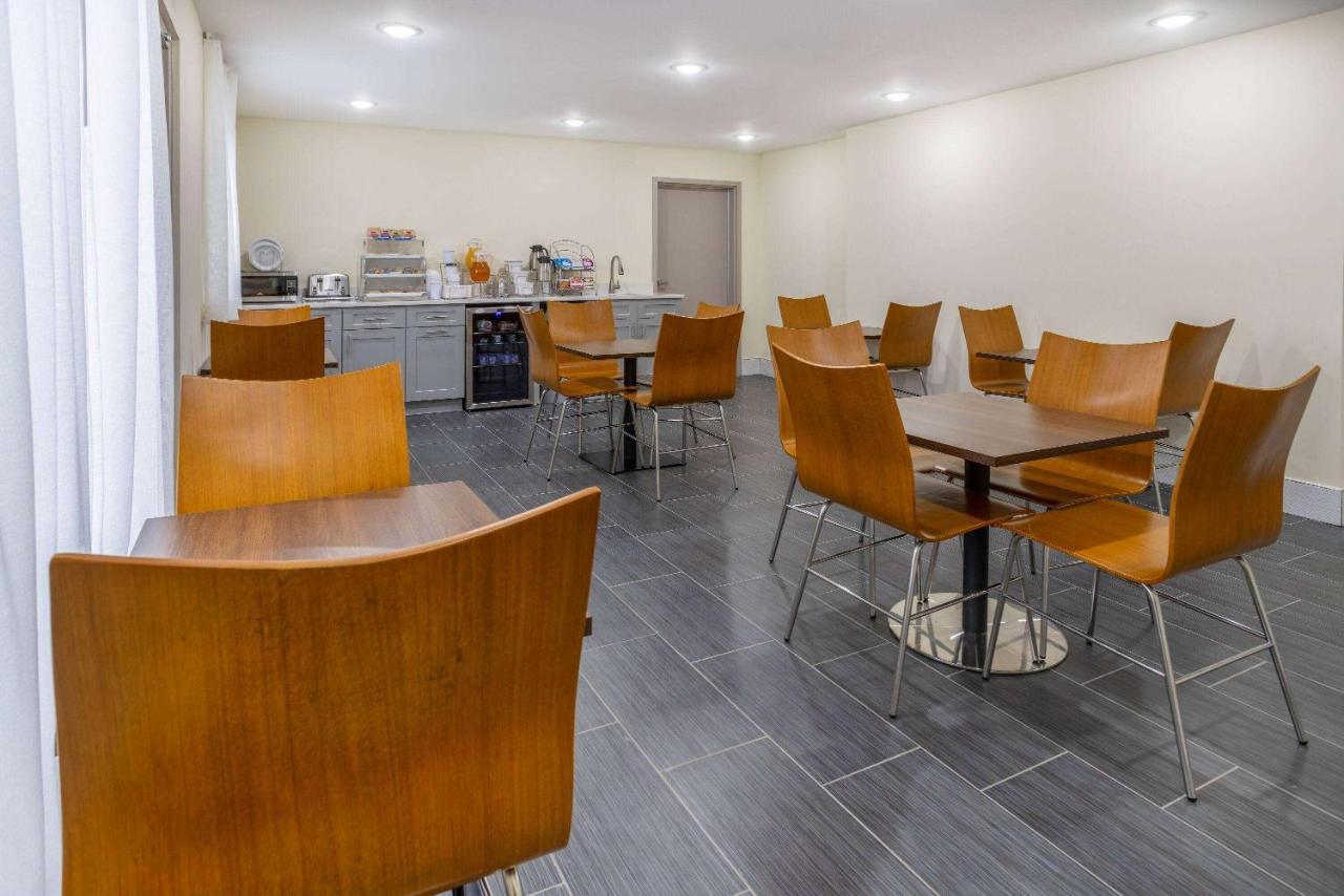 Days Inn By Wyndham Grayson Esterno foto